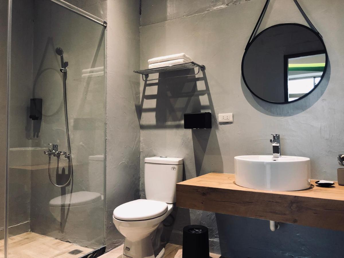 Art Zone 2 Apartment Hualien City Luaran gambar